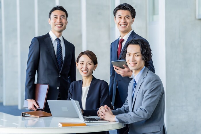 <b>展览展示策划服务</b>